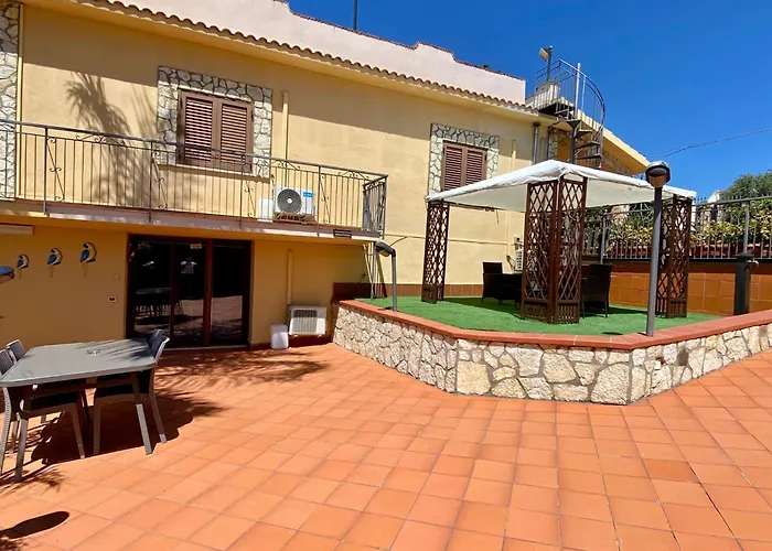 La Caletta Casa Vacanze, Private Pool Feriehus Terrasini